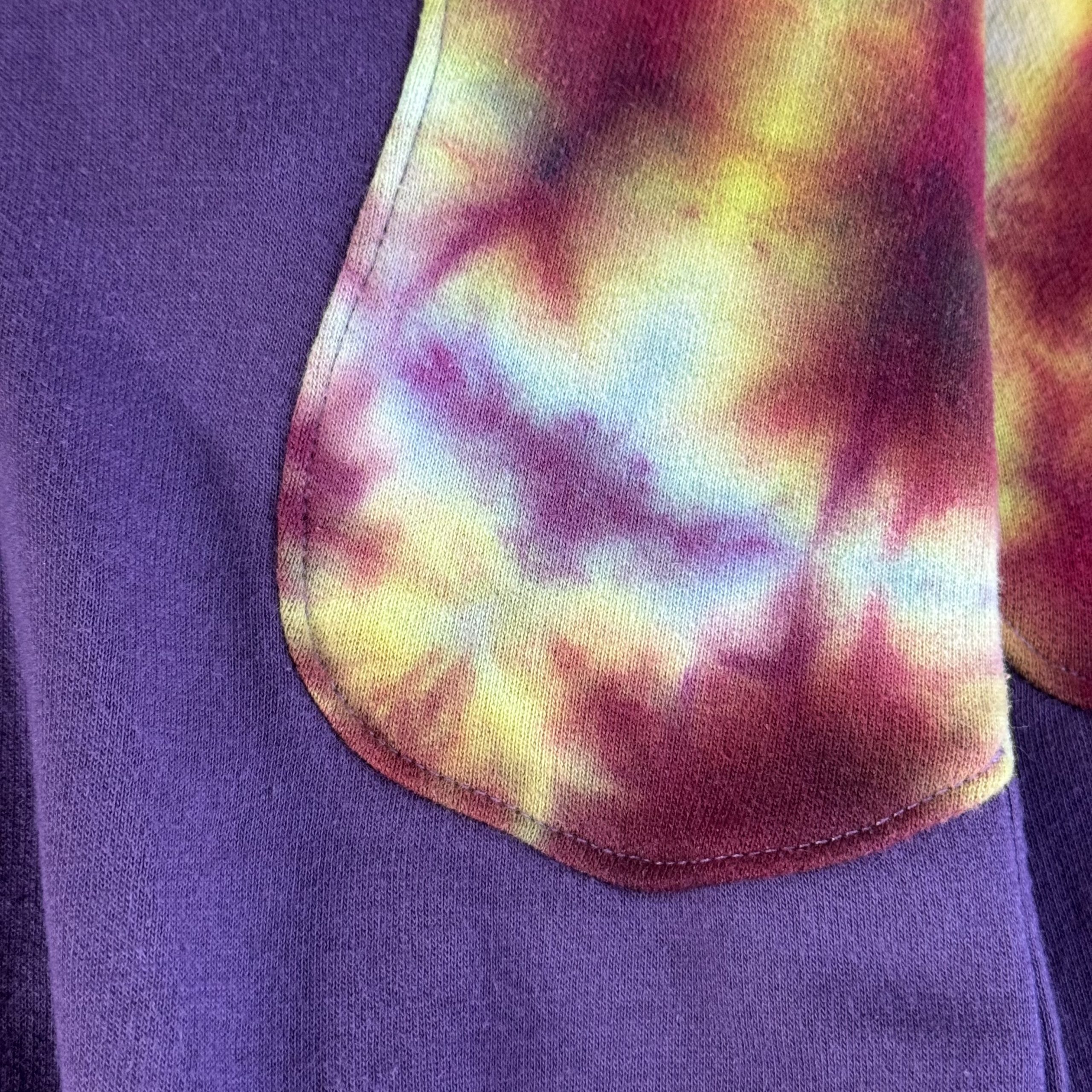 Purple Lava Hoodie -M - Image 5